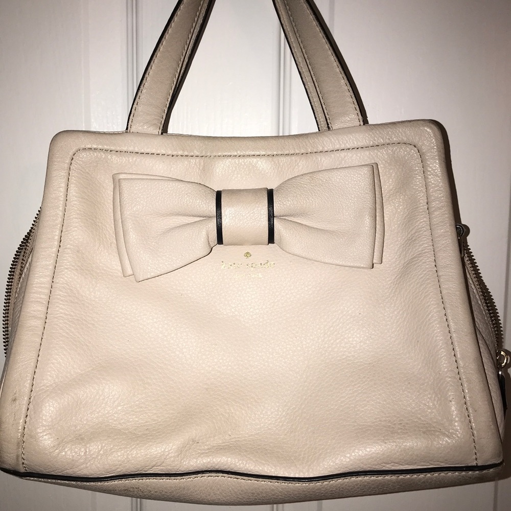Used Kate Spade purse with bow!